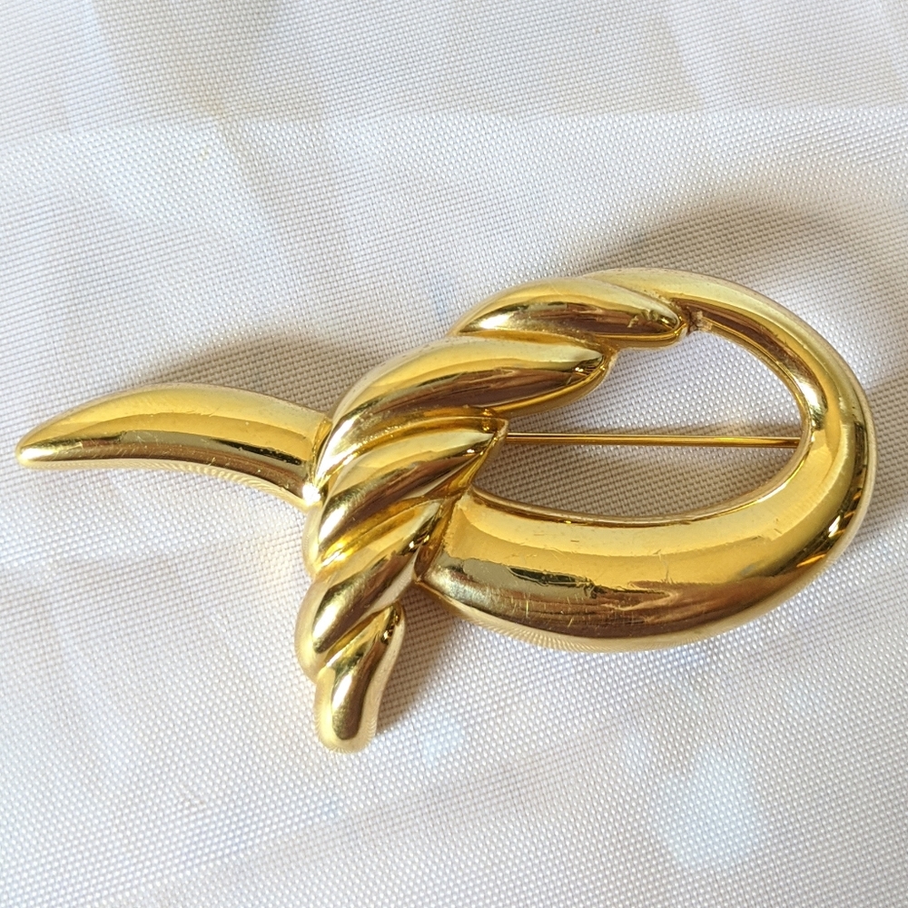 Vintage Gold Monet Brooch